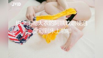 女神级气质端庄御姐大长腿丰腴性感肉肉的，穿上黑丝