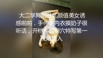 【浙江奶妈】颜值极品美少妇，酒店情趣护士，露脸喷奶，软软酥酥的小奶胸，纯白的母乳，挤奶真好看！