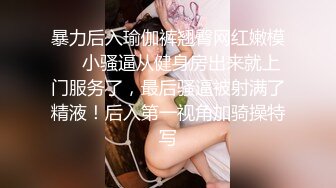  颜值不错的小少妇在家跟小哥激情啪啪，从浴室干到沙发再到床上