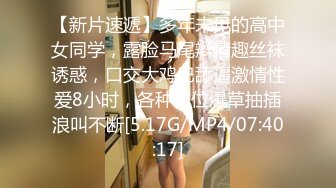 STP32637 極品小可愛，全程露臉白絲誘惑，淫水已濕透逼逼，跟狼友互動撩騷聽指揮，道具抽插騷穴，淫水多多呻吟可射