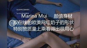 两男一女顶级巨乳妹3P激情 带着颜值大屁股套弄 前面口交后面扣穴